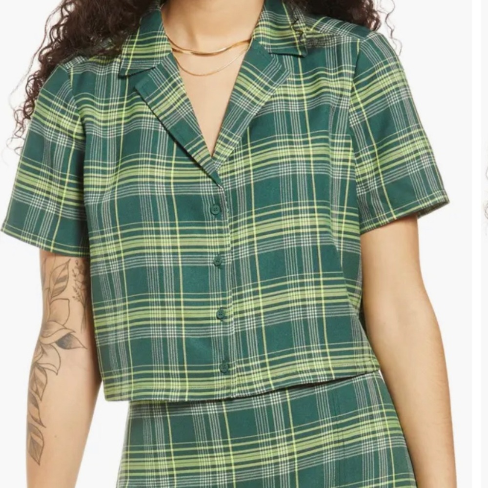 Plaid crop camp shirt